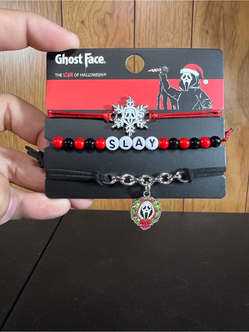 Bioworld‎ Red & Black Halloween Bracelet Set
